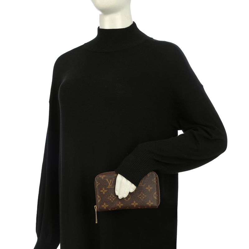 Carteira-Louis-Vuitton-Zippy-Monogram