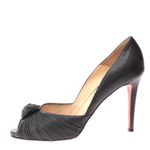 70930-Peep-Toe-Christian-Louboutin-Couro-Preto-1.JPG