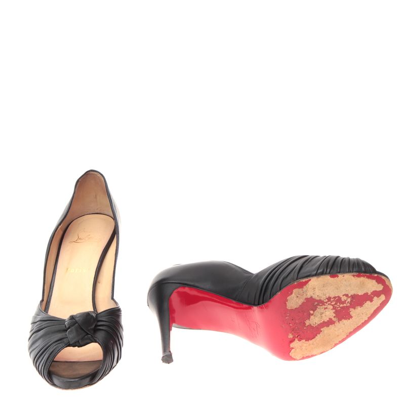 70930-Peep-Toe-Christian-Louboutin-Couro-Preto-1.JPG