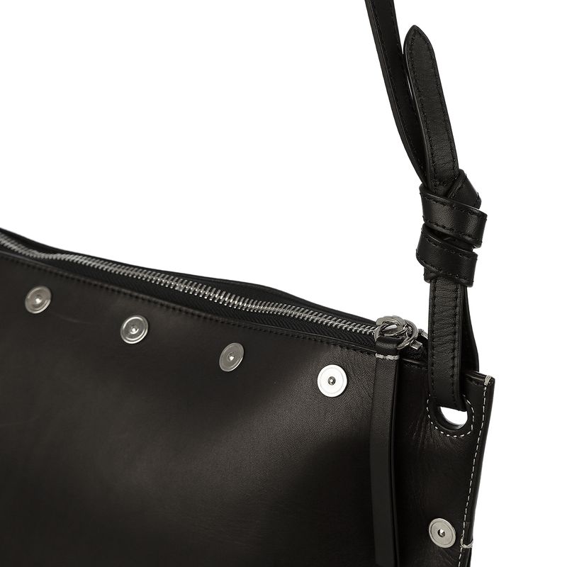 Bolsa-Celine-Couro-Preto-e-Metal-Prateado