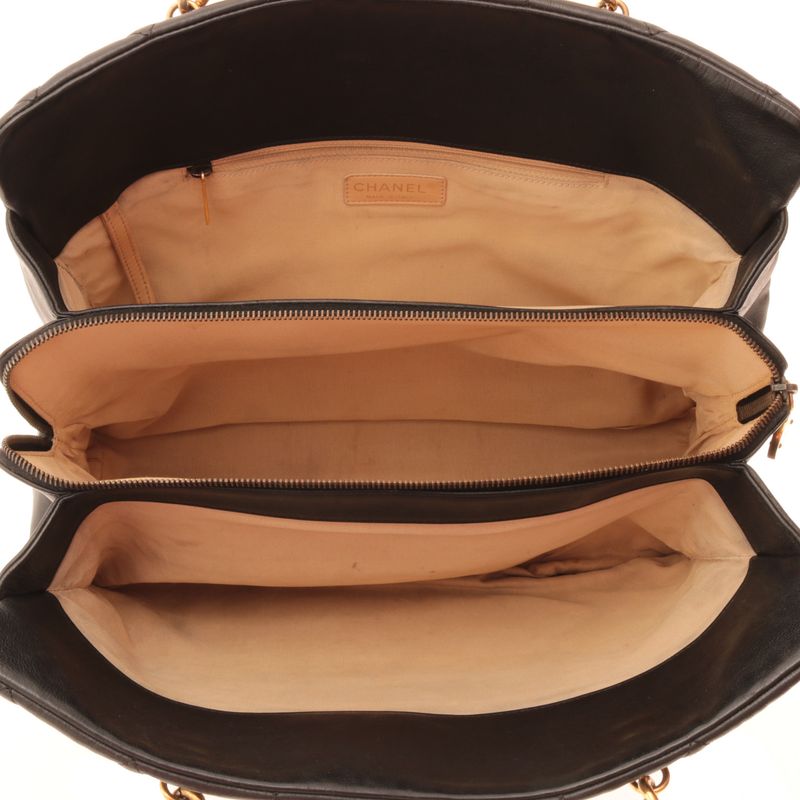 Bolsa-Chanel-CC-Crow-Tote-Preta