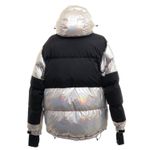 Casaco-Moncler-Puffer-Prateado-e-Preto