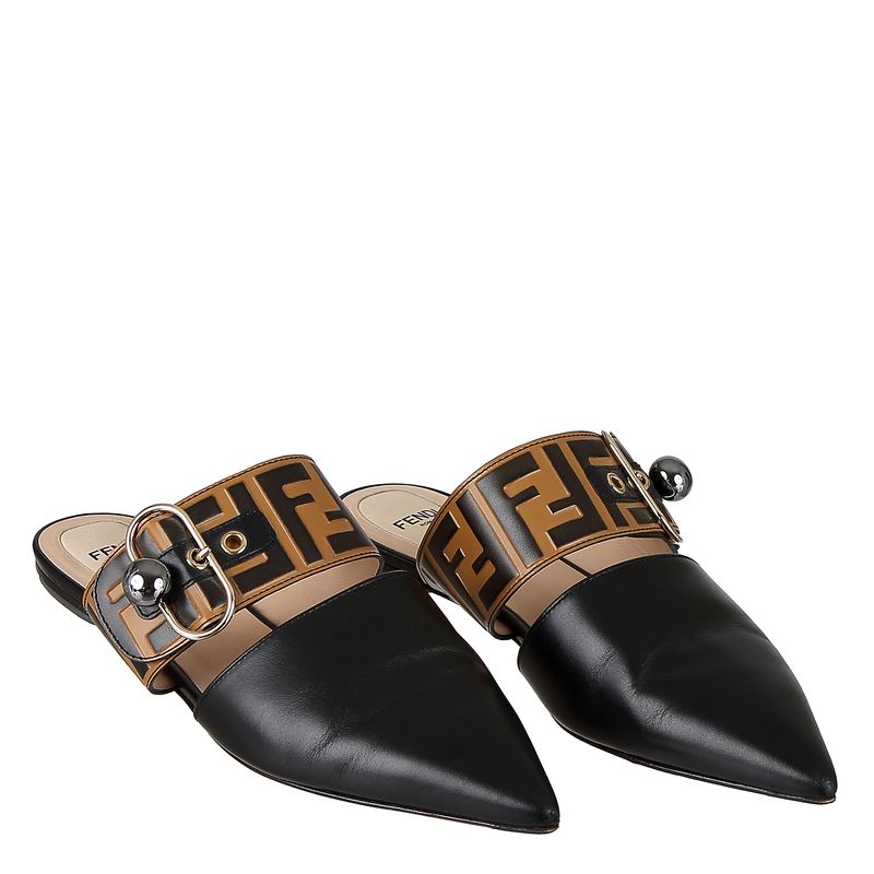 Mule-Fendi-Zucca-FF-Logo-Couro-Preto-