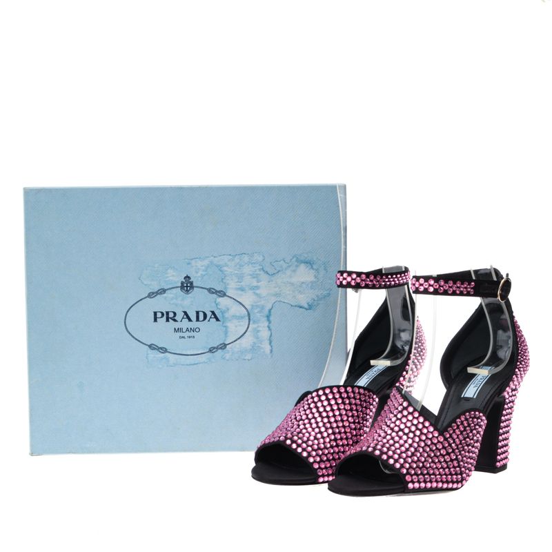Sandalia-Prada-Cetim-Cristais-Rosa