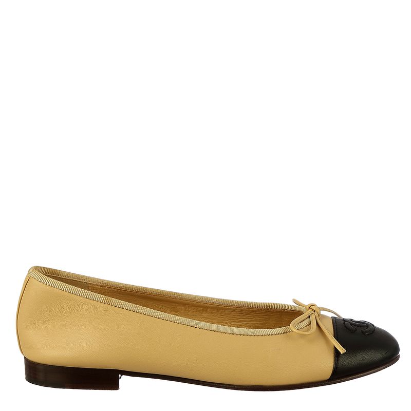 Sapatilha-Chanel-CC-Cap-Couro-Bicolor