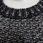 Vestido-Chanel-Trico-Branco-e-Preto