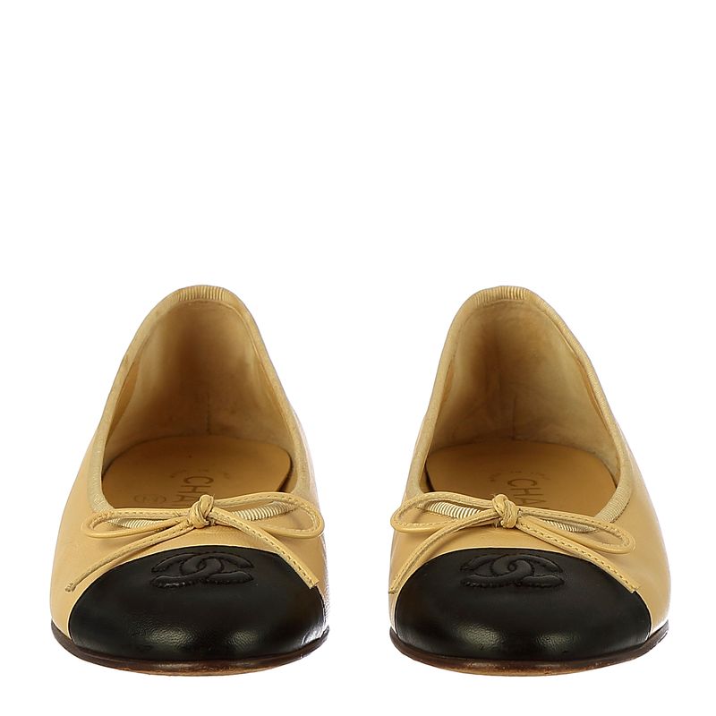 Sapatilha-Chanel-CC-Cap-Couro-Bicolor