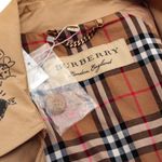 Trench-Coat-Burberry-Bege-Estampado