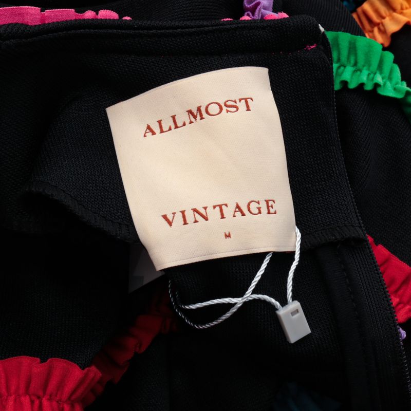 Vestido-Allmost-Vintage-Wavy-Preto-Bordado-Colorido