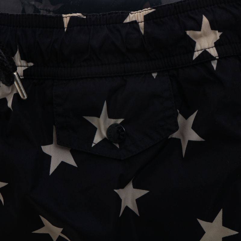 Short-Moncler-Marinho-com-Estrelas