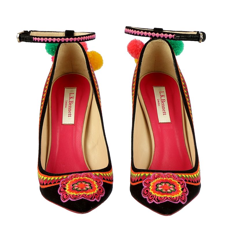 Scarpin-Bordado-Colorido-e-Pom-Pom