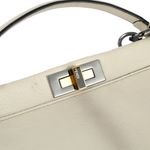 Bolsa-Fendi-Peekaboo-Couro-Creme