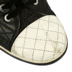 Tenis-Chanel-Tecido-Grafite-e-Couro-Branco