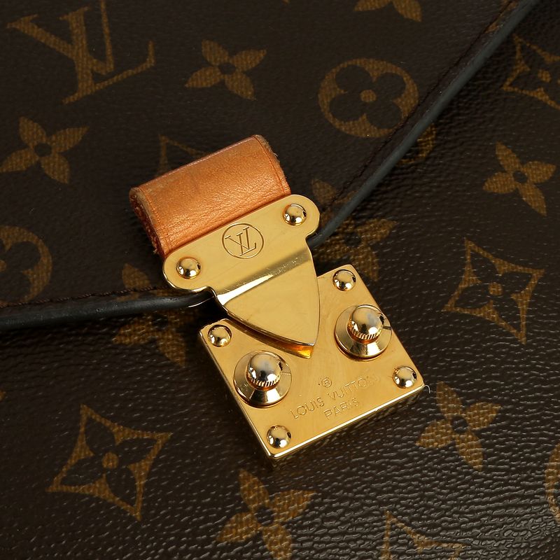 Bolsa-Louis-Vuitton-Pochette-Metis-Monograma