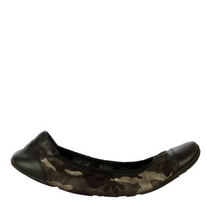 Sapatilha Prada Couro Preto e Tecido Estampado