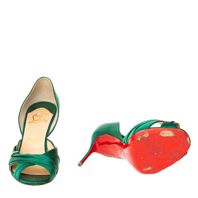 71874-Sandalia-Christian-Louboutin-Cetim-Verde-5