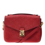 Bolsa-Louis-Vuitton-Pochette-Metis-Vermelha