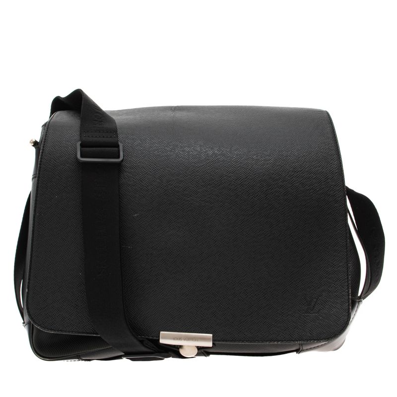 Bolsa-Louis-Vuitton-Taiga-Preto-e-Nylon-Verde