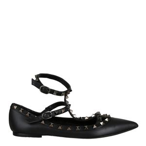 Sapatilha Valentino Garavani Rockstud Preta