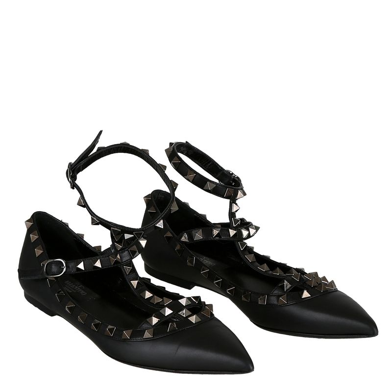 Sapatilha-Valentino-Garavani-Rockstud-Preta