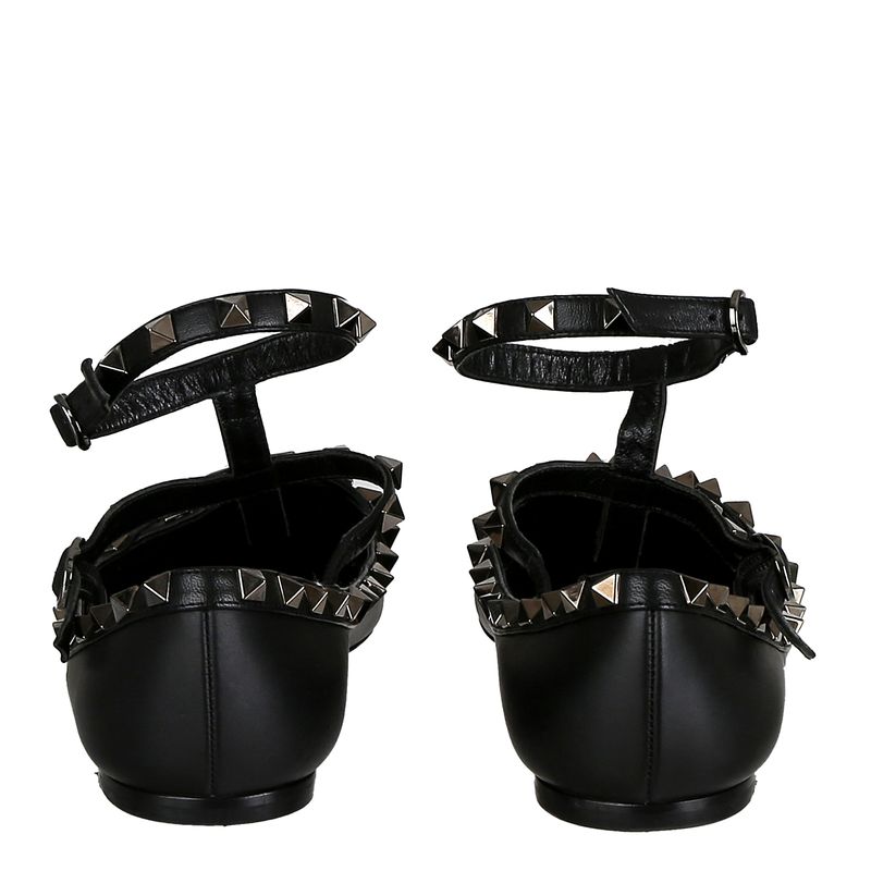 Sapatilha-Valentino-Garavani-Rockstud-Preta
