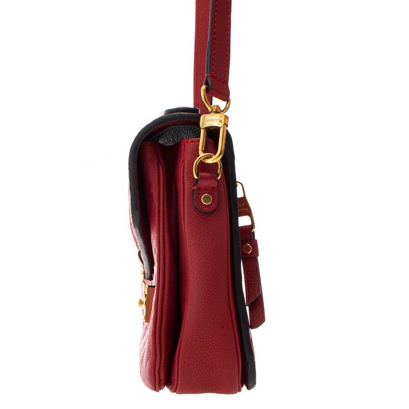 Bolsa-Louis-Vuitton-Pochette-Metis-Vermelha