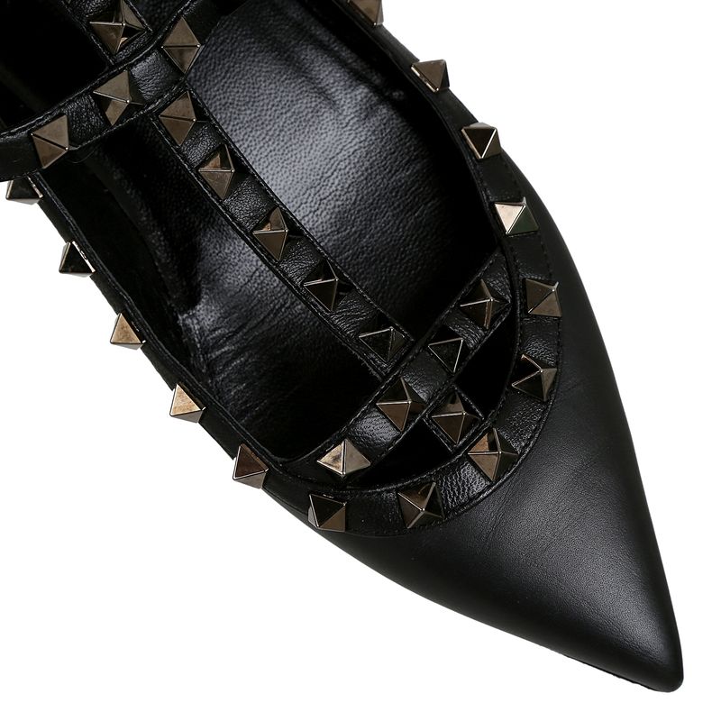 Sapatilha-Valentino-Garavani-Rockstud-Preta