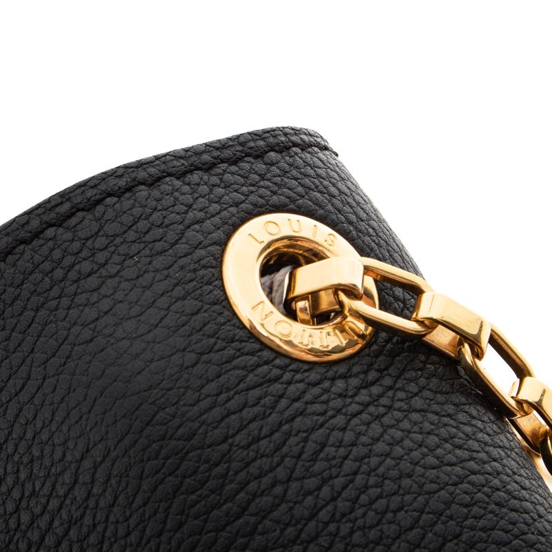 Bolsa-Louis-Vuitton-Pallas-Chain-Preta
