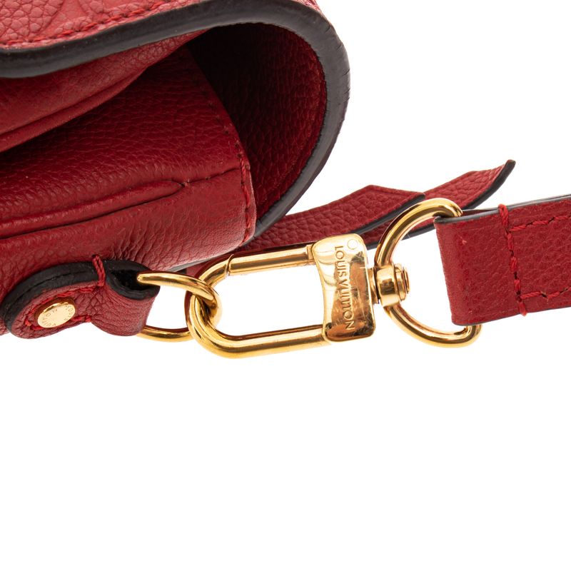 Bolsa-Louis-Vuitton-Pochette-Metis-Vermelha