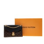Bolsa-Louis-Vuitton-Pallas-Chain-Preta