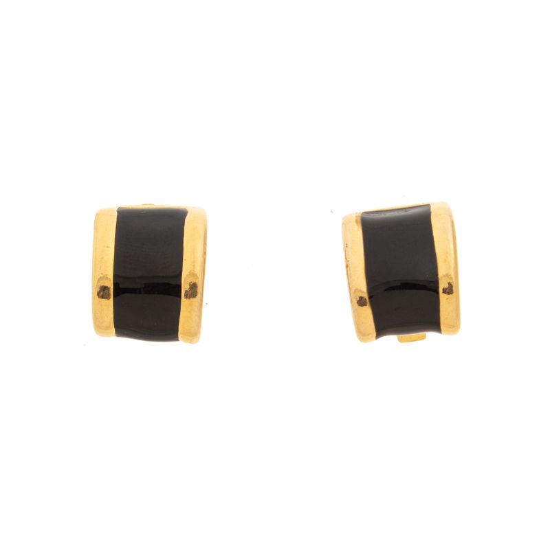 Brinco-Pressao-Vintage-Dourado-e-Esmalte-Preto