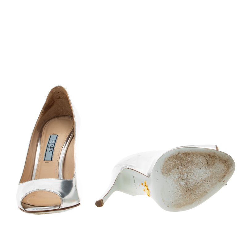 Peep-Toe-Prada-Prateado