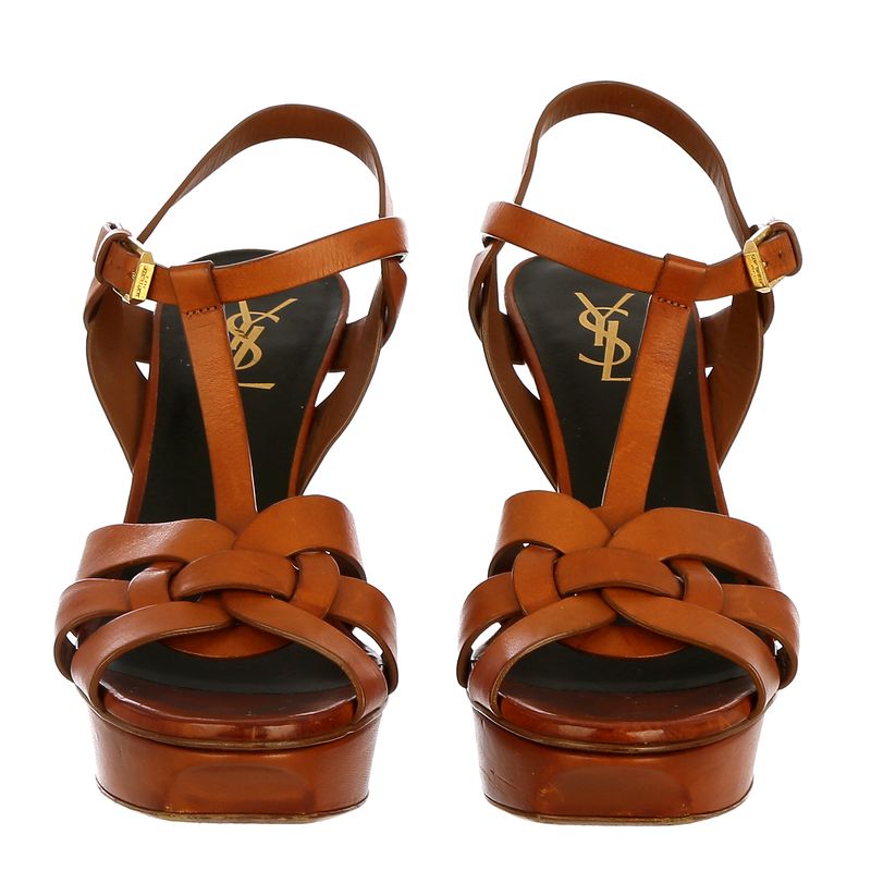 81863-Sandalia-Yves-Saint-Laurent-Tribute-Couro-Caramelo-4
