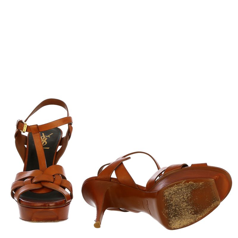 81863-Sandalia-Yves-Saint-Laurent-Tribute-Couro-Caramelo-5