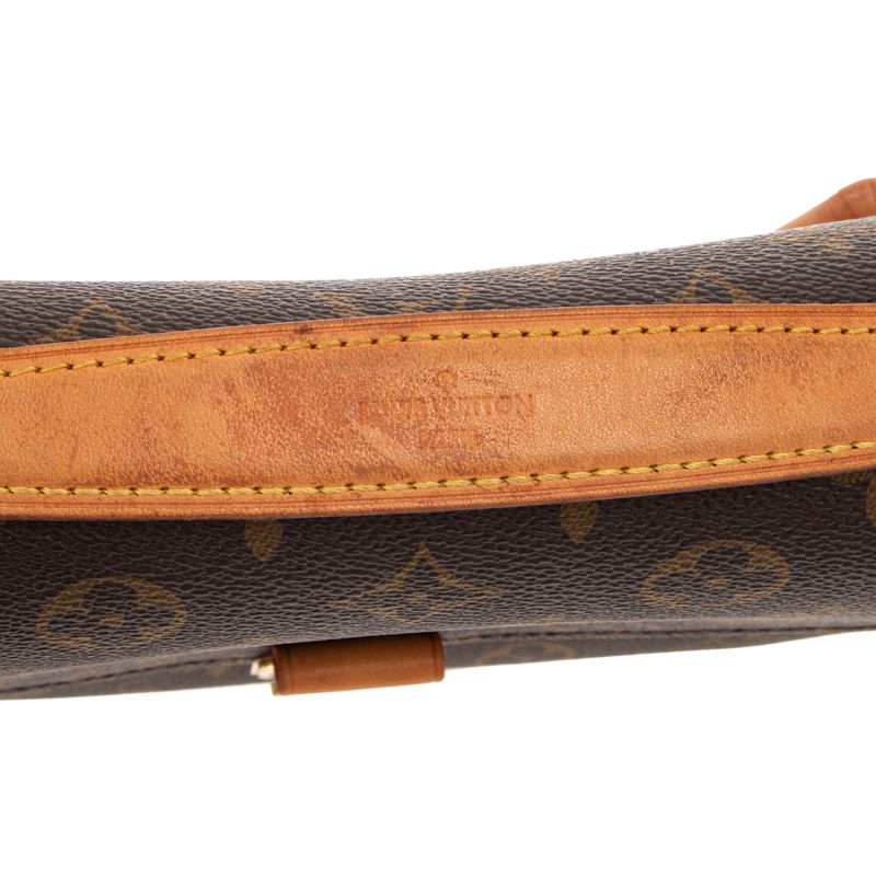 72201-Bolsa-Louis-Vuitton-Pochette-Metis-Monogram-10