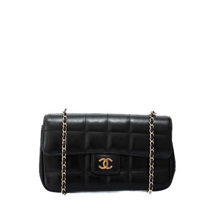 Bolsa-Chanel-Chocolate-Bar-Flap-Preta
