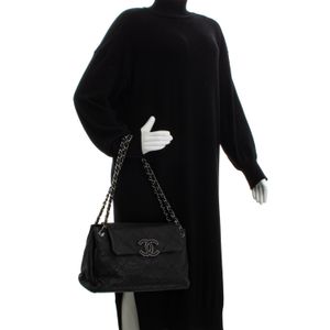 Bolsa Chanel Hamptons Couro Preto