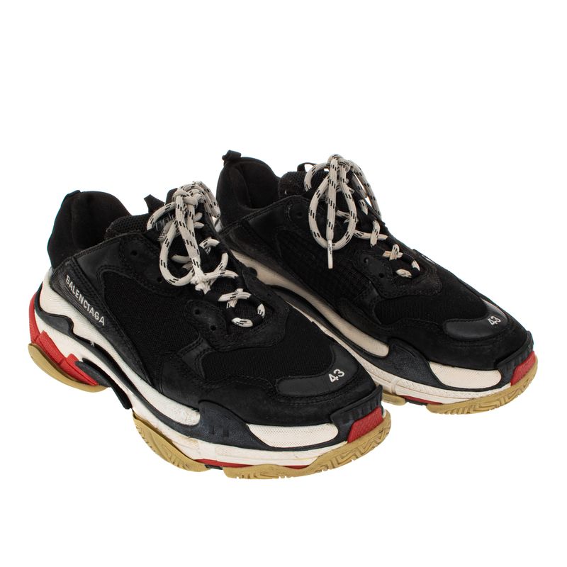Tenis-Balenciaga-Triple-S-Preto