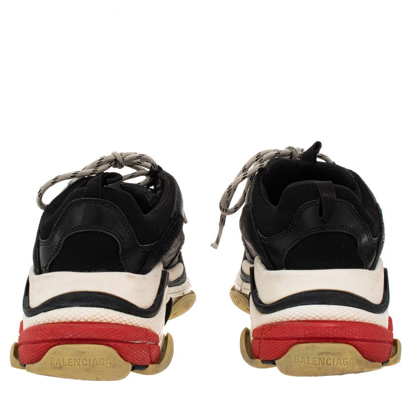 Tenis-Balenciaga-Triple-S-Preto