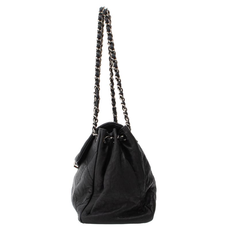Bolsa-Chanel-Hamptons-Couro-Preto