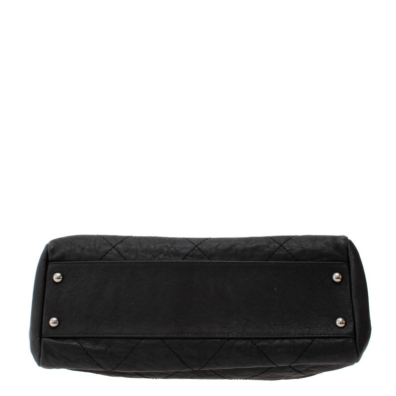 Bolsa-Chanel-Hamptons-Couro-Preto