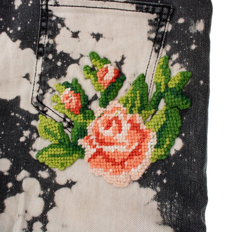 Calca-Jeans-Gucci-Skinny-Alvejada-Patch-Flor