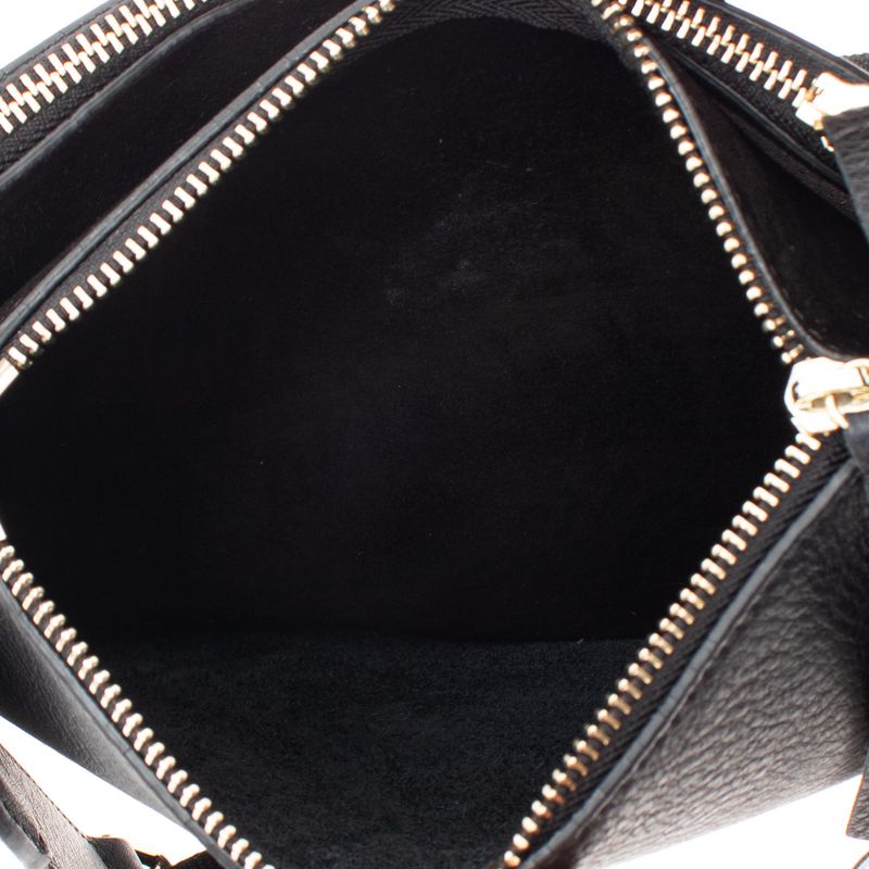 Bolsa-Carolina-Herrera-Transversal-Preta