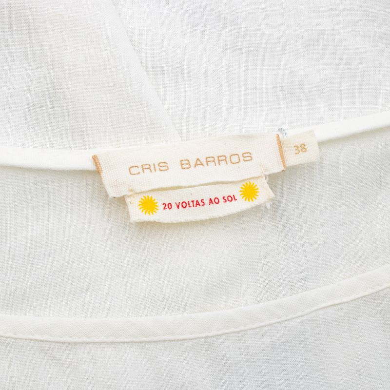 Camiseta-Cris-Barros-Linho-Branca-Bordada