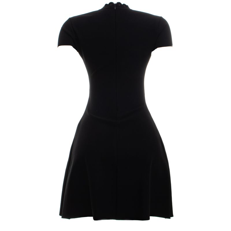 Vestido-Valentino-Garavani-Detalhe-Busto-Preto