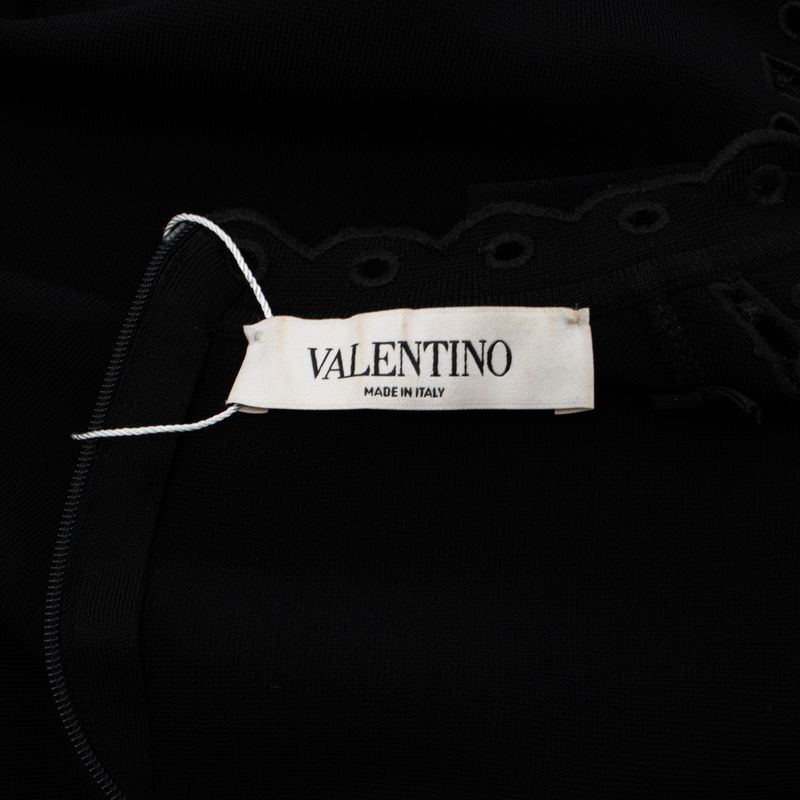 Vestido-Valentino-Garavani-Detalhe-Busto-Preto