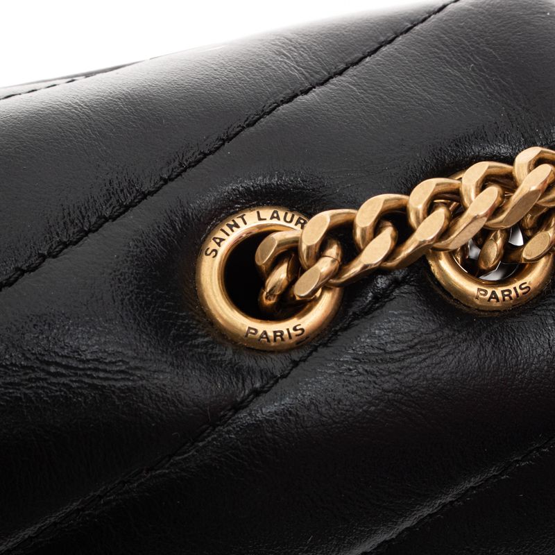 Bolsa-Saint-Laurent-Loulou-Pequena-Preta