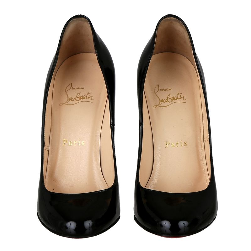 82072-Sapato-Christian-Louboutin-Verniz-Preto-4