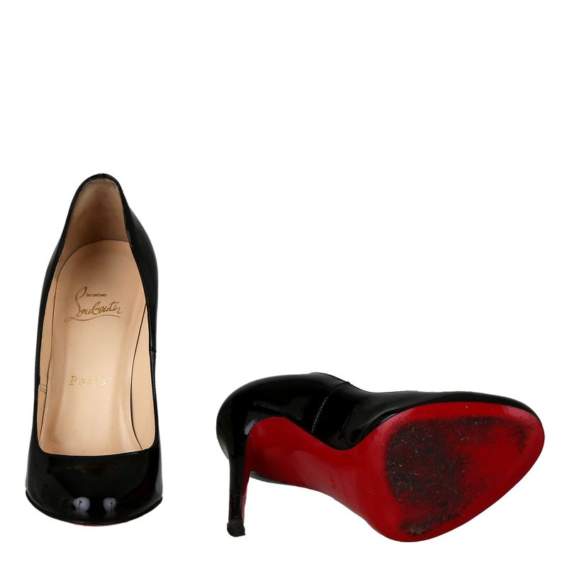 82072-Sapato-Christian-Louboutin-Verniz-Preto-5