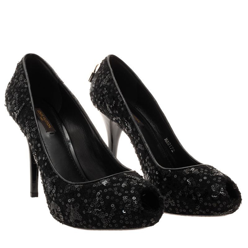 Peep-Toe-Louis-Vuitton-Oh-Really-Paetes-Preta